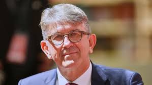 Konzert in der Liederhalle: Als Dieter Thomas Kuhn Vokabeln lernte