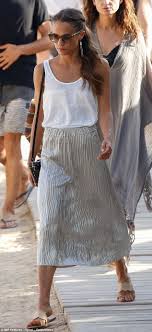 She made her feature film debut as a young miranda otto in the dead letter office. Pin By Danika Lange On A Street Style Alicia Vikander Style Style Celebrity Street Style