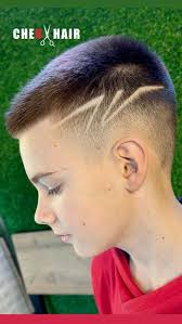 Pin von Elisha Short-Arnold auf hairstyles