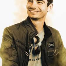 Stream Simon Healy music