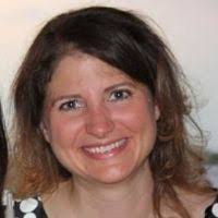 Leslie Chandler's Instagram, Twitter & Facebook