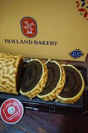 Diamkan sebentar di dalam kulkas. Toko Roti Lokal Yang Iconic Review Yudistira Ishak Abrar Di Restoran Holland Bakery Beji Depok