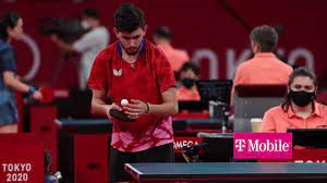 É um dos esportes mais populares que existem, chegando a um número estimado de cerca de 300 milhões de praticantes em todo o mundo. O7esle4jo8n9um