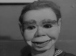 People are not talking about Denise Richards at that dinner enough... :  r/realhousewives