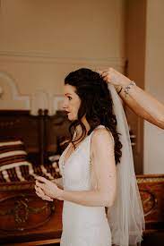 Photographe Mariage Montpellier Chateau Roquelune Laetitia Leofold En 2020 Photographe Mariage Montpellier Photographe Mariage Robe De Bouquetiere