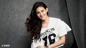 Check out her candid photos. Amyra Dastur Wallpapers 2 27 Bollywood Hungama