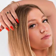 Meet Our Injectors 💉: Mary Popp, RNFA Mary Popp is a registered nurse  first assistant who has been in practice in Atlanta since 2002. She brings  her skill as a master injector