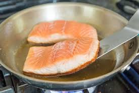 Pan Seared Salmon With Crispy Skin Salmon Salmonrecipe Seafood Quickmeals Pan Seared Salmon Pan Fried Salmon Salmon Crispy Skin