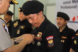 Bintaratamtama tni adalau at bintaratamtamatni jual produk sejenis seragam tni jadulbaju pdh tni jatah tempo duli. Penyematan Pin Fkpm Senkom Mitra Polri Gen Id