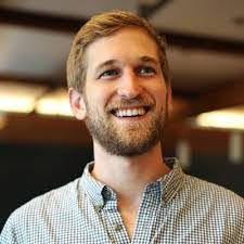 Erik Spangenberg's Instagram, Twitter & Facebook