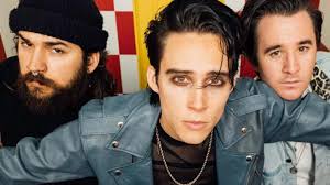 INTERVIEW: Weathers' Cameron Boyer // NINE:32