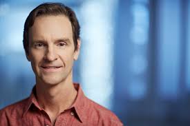 Throat cancer survivor encourages HPV vaccination