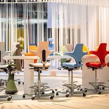 Ergosum Store On Instagram I Understand Hag 39 S Sitting For The Young Dynamic And Modern Office E In 2020 Modern Office Cheap Office Chairs Modern Office Chair