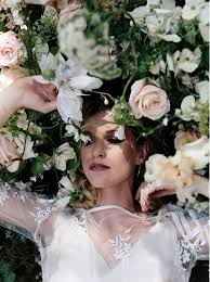 Choose and order from over 400 pre designed flower arrangements happiness guaranteed with our stunning and gorgeous flower bouquets that lasts longer. 80 Wedding Florists Flower Shops Melbourne