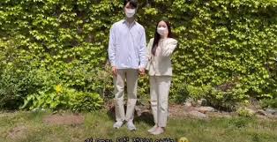 훈훈한 외모의 이 커플에게는 사실 한 가지 비밀이 있었는데요. ë¶€ëª¨ë‹˜ê³¼ ì²«ë§Œë‚¨ ëŸ¬ë¸Œìºì²˜ ë°•ì •ì§„ ì†¡ì„¸ë¼ ê·¼í™© ì „í•´ì¡Œë‹¤ ë„¤ì´íŠ¸ ë‰´ìŠ¤