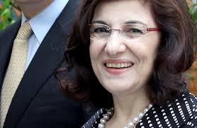 قالت بثينة شعبان مستشارة الرئيس السوري إن دمشق حاولت التواصل مع المعارضة منذ بداية الأزمة، مشددة على أن هدف سوريا هو وقف إراقة الدماء وتدفق من وصفتهم بالإرهابيين. Ø¨Ø«ÙÙØ© Ø´Ø¹Ø¨Ø§Ù ØªØ´ÙØ± ÙÙÙÙ ÙØµØ± ÙÙ ØªØ¯Ø®Ù Ø±ÙØ³ÙØ§ ÙØªØ°Ù Ø± Ø¨Ø³ÙÙØ· ÙØ±Ø³Ù