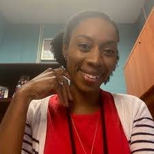 Rebekah Ayers's Instagram, Twitter & Facebook