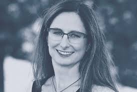 Meet Plumb's Veterinary Experts: Trusted Drug Reference Team