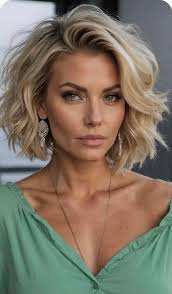 Ashley Strawbridge (ashstrawbridge)