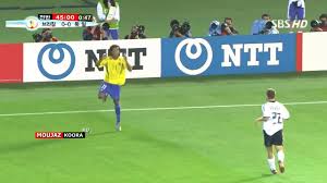 Minutes later, the brazilian defense falls apart again. Germany Brazil Final
