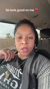 Dianne Puryear's Instagram, Twitter & Facebook