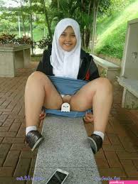 Hijab Pamer Memek Porn Lib 7228 | Hot Sex Picture
