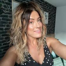 Jade Meredith (@jademary10)