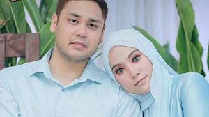 Read shila amzah's bio and find out more about shila amzah's songs, albums, and chart history. Kelakar Bila Shila Amzah Kena Usik Selepas Akad Nikah Youtube