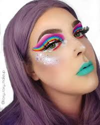 🌈 Foxy Roxy On The Beat 🌈 . . . Eye