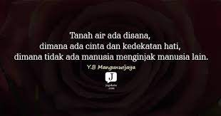 Masih nyambung dengan kata kata cinta bijak romantis sebelumnya, rasa ini memang muncul dari hati. 234 Kata Kata Tanah Jagokata