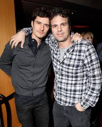 In his youth, james franco was something of a rebel, which has led to some pretty big names showing a dislike to the actor. Pictures Of James Franco With Family And Friends At The La Premiere Of 127 Hours Popsugar Celebrity