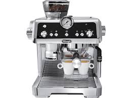 Brew a delicious cup of coffee with this jura automatic coffee maker. De Longhi La Specialista Siebtragermaschine Saturn
