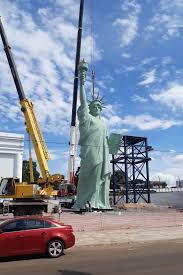 Jika ini kurang cocok silahkan pilih hasil yang ada dibawah ini. Havan Replica Da Estatua Da Liberdade Ja Esta De Pe Radio Uirapuru