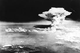 Reaktor nuklir yang rusak mengeluarkan bahan yodium radioaktif dan cesum. Melebihi Bom Hiroshima Hingga Bohongi Publik Ini 6 Fakta Ledakan Nuklir Chernobyl Halaman All Kompas Com