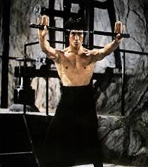 A sárkány közbelép videa film letöltés 1973 néz online hda sárkány közbelép 1973 teljes film online magyarul a történet középpontjában bruce lee áll, akit a harcművészetek szakértőjeként felkérnek arra, hogy épüljön be egy kábítószerkereskedő hálózatba. A Sarkany Kozbelep Film 1973 Kepek Mafab Hu