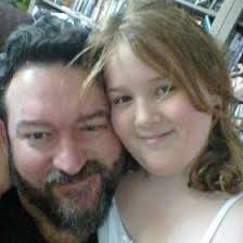 Evie Warren (evie1533)