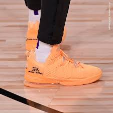 The nike lebron 13 low 'white silver' is an upcoming release which is expected to be the first low version of the lebron 13. Sneakercenter On Instagram Kingjames Broke Out A New Lebron 18 Colorway Nbafinals Nike Wallpaper Air Max Sneakers Nike Air Max