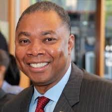 Earnest Moore (@moore_earnest)