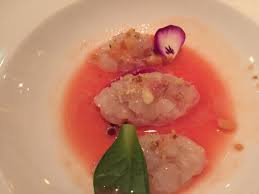 In questo piatto c'è tutta la tradizione della pasta ca' pummarola. Pesce Crudo Con Acqua Di Pomodoro Foto Di I Tigli In Theoria Como Tripadvisor