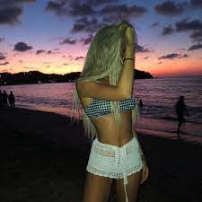 168 3k Likes 561 Comments Kelsey Fatherkels On Instagram Mexico Day 1 Beach Lifestyle Fashion Bikini Pictures High Neck Bikinis