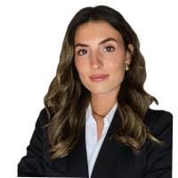 Julia Alcaraz's Instagram, Twitter & Facebook