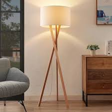 Die höhe der stehlampe bogen ist davon abhängig, wofür diese genutzt werden soll. Holz Stehlampen Fur Ihr Wohnzimmer Lampenwelt De