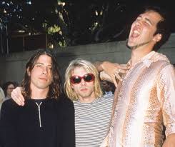 Nirvana drummer, foo fighters singer & rhythm guitarist. Why Dave Grohl Became A Frontman After Nirvana Radio X