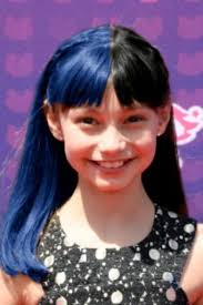 Evelyn Queen's Instagram, Twitter & Facebook