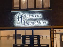 Assurance d'avoir pour interlocuteurs des professionnels confirmés et. Enseigne Retro Eclairage Leds Pour Une Agence Immobiliere Tourcoing