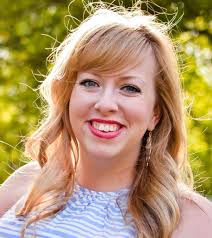 Roxanne Foster's Instagram, Twitter & Facebook