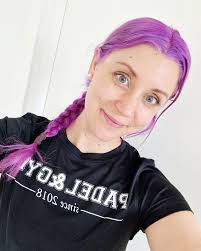 VECKANS INSTRUKTÖR 😎 Namn: Emma Nymberg Ålder: 33 år Var bor du?