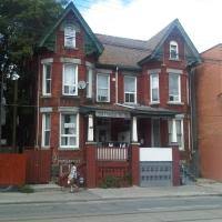 Bellevue square park is a popular spot in summer time. Die Besten Hotels Im Viertel Kensington Market Toronto Kanada