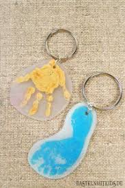 Schlusselanhanger Basteln Mit Kindern Muttertagsgeschenk Basteln Vatertagsgeschenke Basteln Mit Kindern Und Muttertagsgeschenke Basteln Mit Kindern