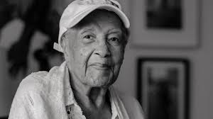 Elba Cabrera, Patron of Puerto Rican Culture in New York, Dies at 90